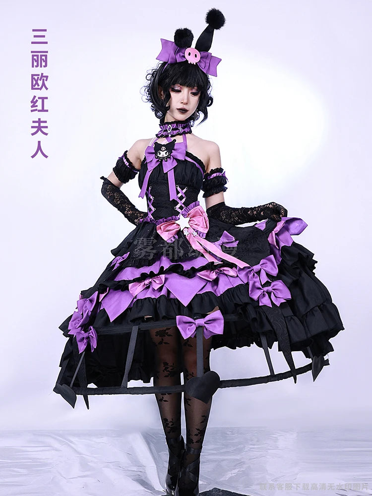 Bloody Queen Mary cosplay costume in black and purple with lace details and frills